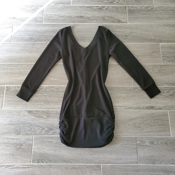 unbranded Dresses & Skirts - NWOT Double V-Neck Long Sleeve Dress - Size S